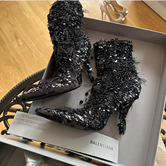 Balenciaga sequin knife booties - Picture 4 of 7